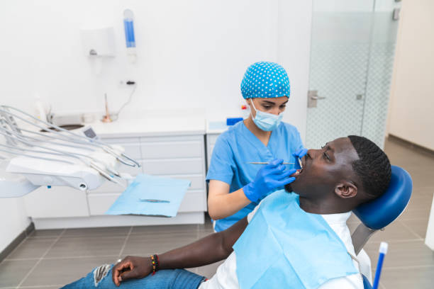 Best Emergency Tooth Extraction in Uhland, TX